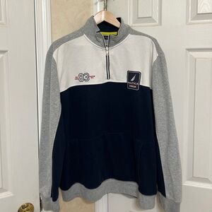 Vintage Nautica Men's Gray and Navy Sweater